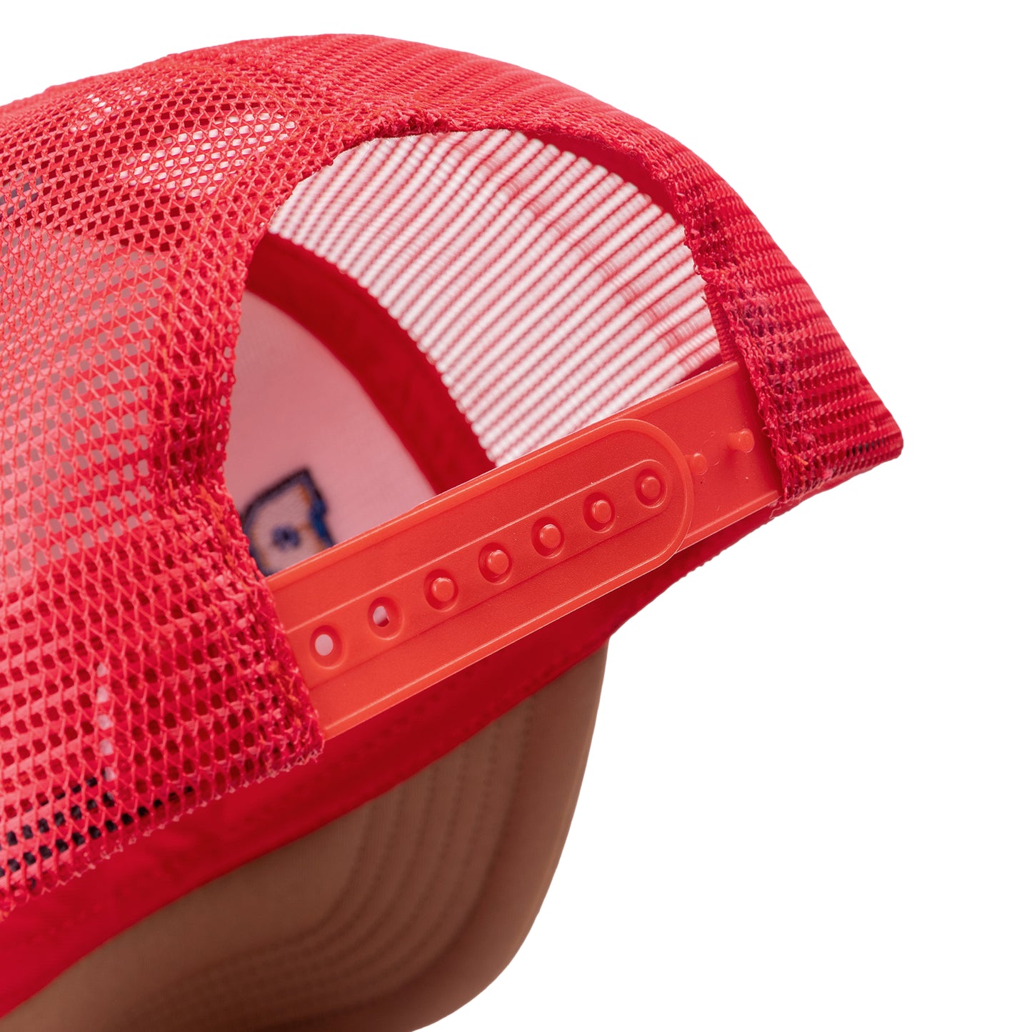 PT VARSITY LOGO TRUCKER - Red