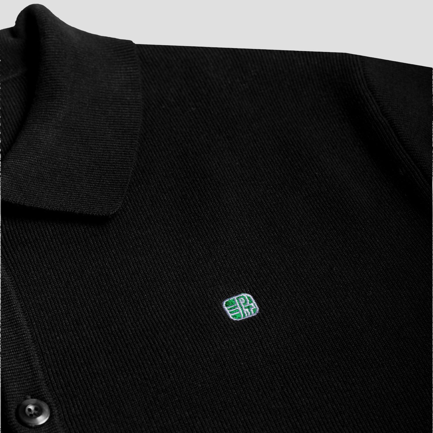 HALF SLEEVE KNIT LOGO POLO (BLACK)