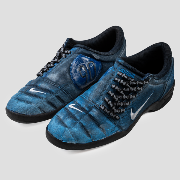 PT x NUMBER10 x NIKE: Total 90 Shoes