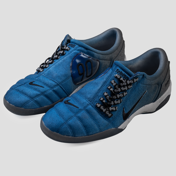 PT x NUMBER10 x NIKE: Total 90 Shoes