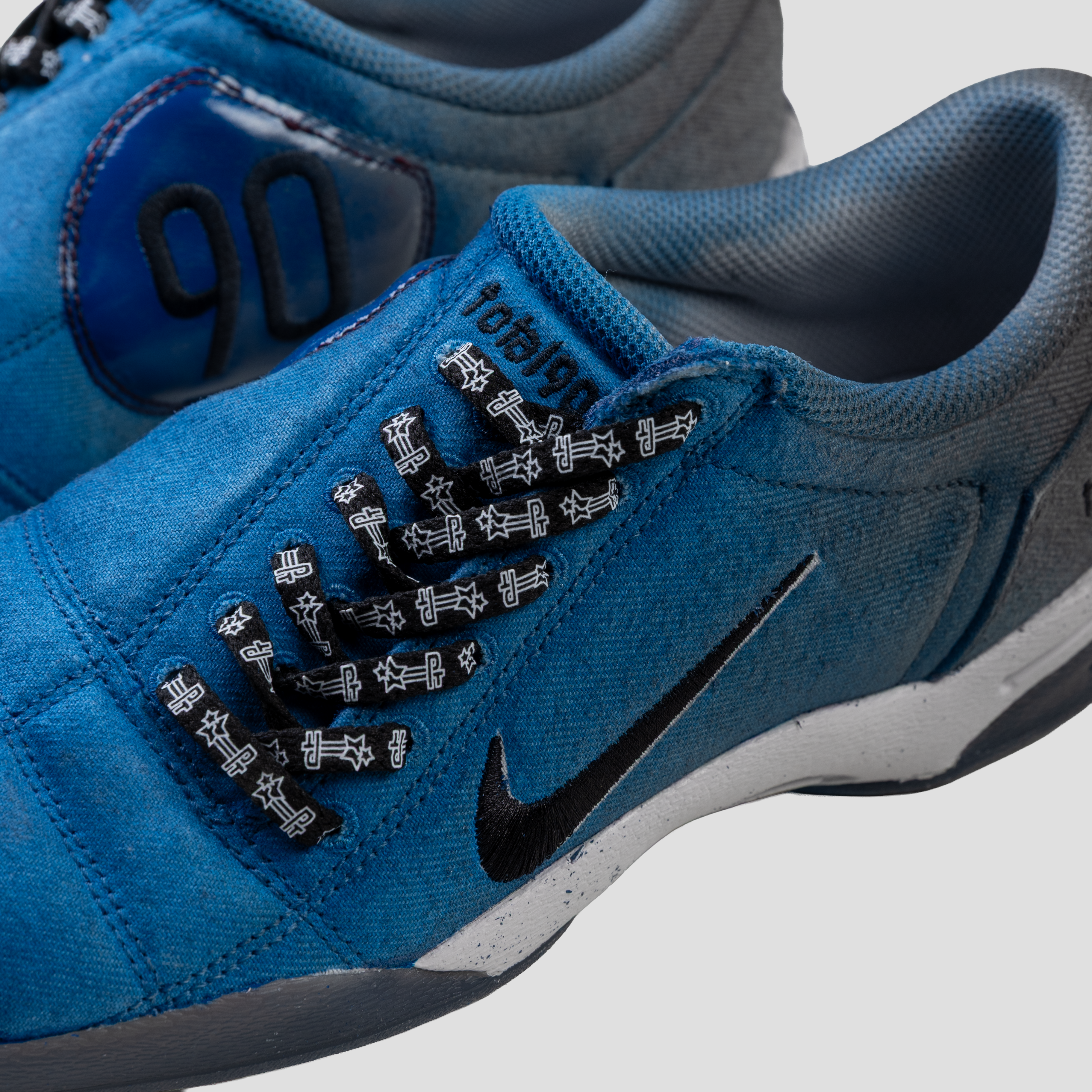 PT x NUMBER10 x NIKE: Total 90 Shoes