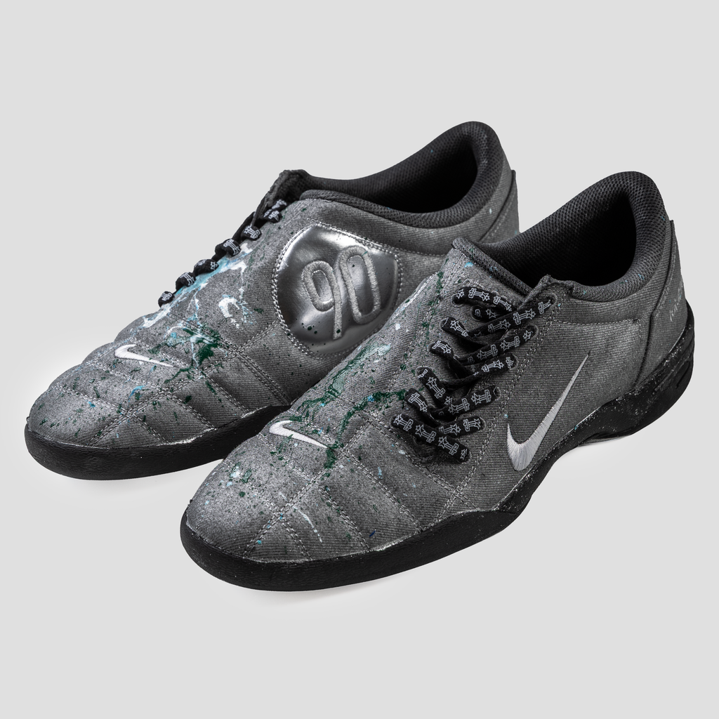 PT x NUMBER10 x NIKE: Total 90 Shoes
