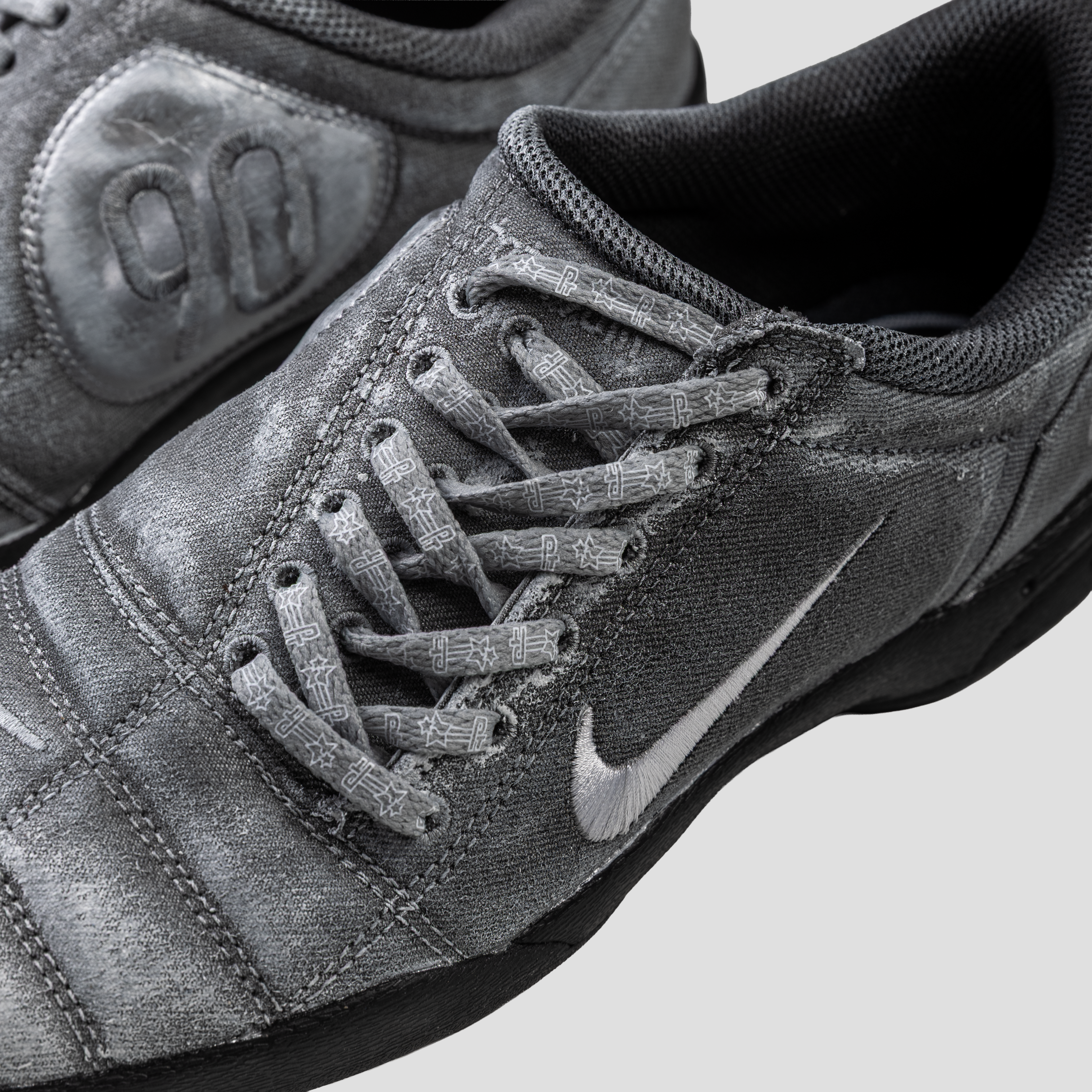 PT x NUMBER10 x NIKE: Total 90 Shoes