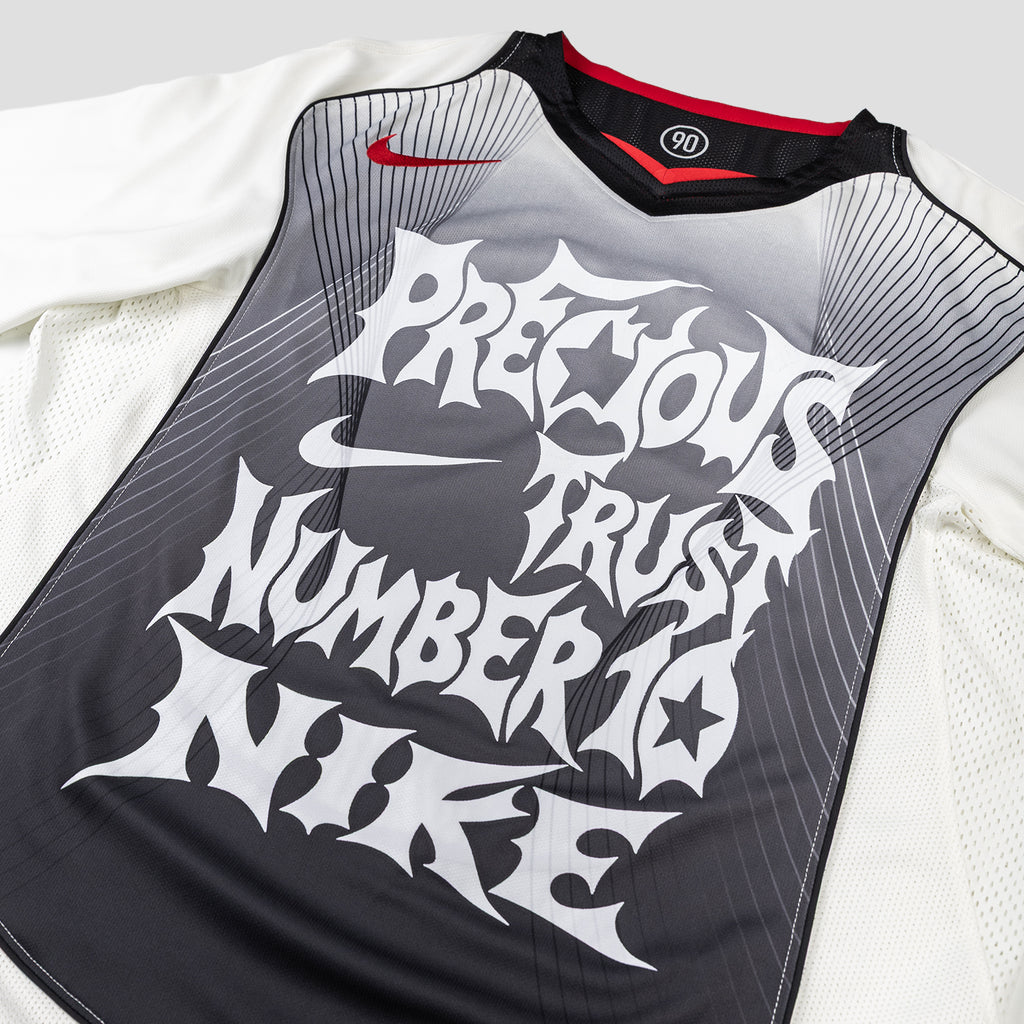 PT x NUMBER10 x NIKE: Total 90 Sail T-Shirt